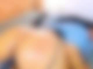 AnnieWolf's Live Sex Cam Show