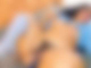 AnnieWolf's Live Sex Cam Show