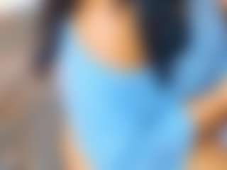 Live cam show with AnnieWolf - Striptease on xDating