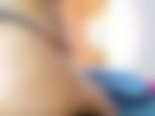 AnnieWolf's Live Sex Cam Show