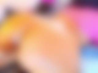 Live cam show with AnnieWolf - Lingerie on Camming Site