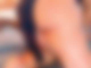 AnnieWolf's Live Sex Cam Show