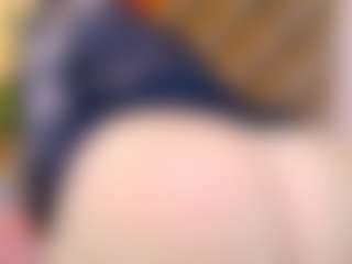 Live cam show with crazyorange - Curvy Latina on Gym Cam Girls | colombia
