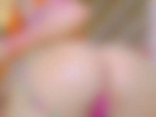 Live cam show with crazyorange - Petite Young Adult on livesuperchat.net