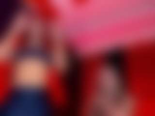 Live cam show with SachaPink - Average on xplaylive.com