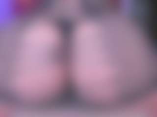 Shantall-777's Live Sex Cam Show