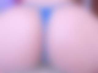 Live cam show with Shantall-777 - Colombia on Camsoda