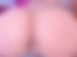 Live cam show with Shantall-777 - Smoking on Camsoda