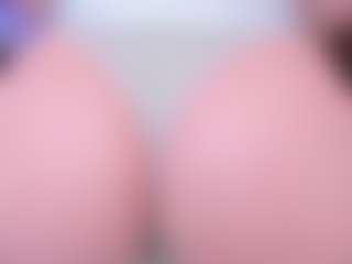 Shantall-777's Live Sex Cam Show
