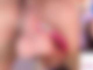 CookiesAndBoots's Live Sex Cam Show