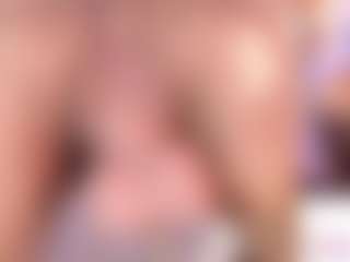 CookiesAndBoots's Live Sex Cam Show