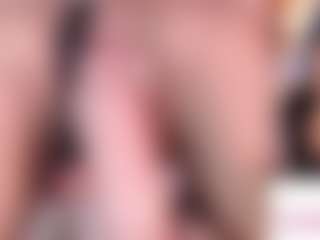 CookiesAndBoots's Live Sex Cam Show
