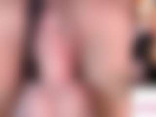 CookiesAndBoots's Live Sex Cam Show