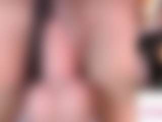 CookiesAndBoots's Live Sex Cam Show
