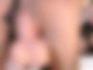 CookiesAndBoots's Live Sex Cam Show