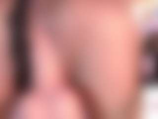 Live cam show with CookiesAndBoots - Gagging on Camsoda