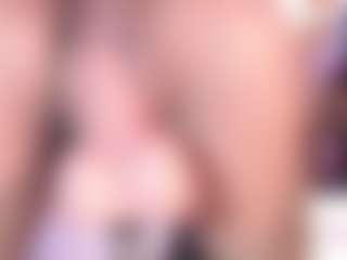CookiesAndBoots's Live Sex Cam Show