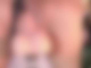 CookiesAndBoots's Live Sex Cam Show