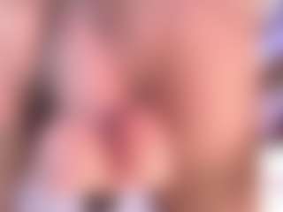 Live cam show with CookiesAndBoots - Dildo Or Vibrator on Cam Slut