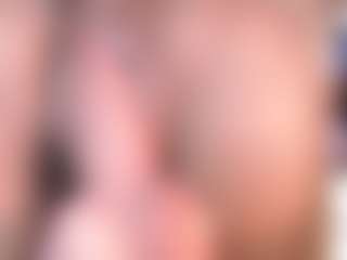 Live cam show with CookiesAndBoots - Gagging on Sweet Sext