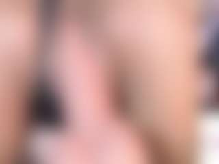 CookiesAndBoots's Live Sex Cam Show