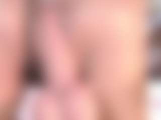 CookiesAndBoots's Live Sex Cam Show