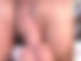 CookiesAndBoots's Live Sex Cam Show