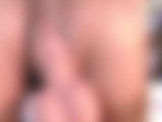 CookiesAndBoots's Live Sex Cam Show