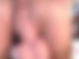 CookiesAndBoots's Live Sex Cam Show