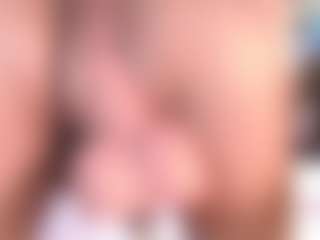 CookiesAndBoots's Live Sex Cam Show