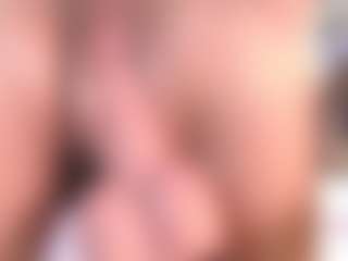CookiesAndBoots's Live Sex Cam Show