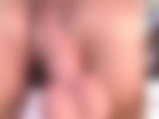 CookiesAndBoots's Live Sex Cam Show