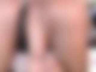 CookiesAndBoots's Live Sex Cam Show