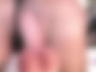 CookiesAndBoots's Live Sex Cam Show