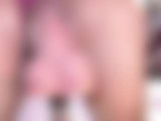 CookiesAndBoots's Live Sex Cam Show