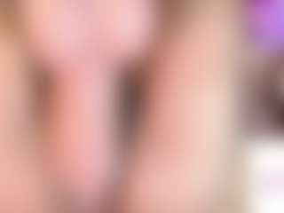 Live cam show with CookiesAndBoots - Fuck Machine on Camsoda
