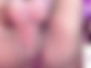 CookiesAndBoots's Live Sex Cam Show
