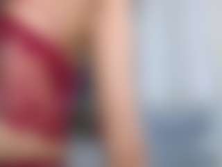 Elisse Cinnamon's Live Sex Cam Show