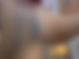 Elisse Cinnamon's Live Sex Cam Show