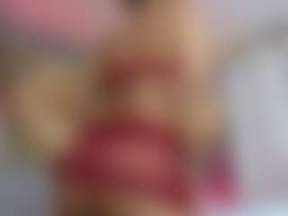 Elisse Cinnamon's Live Sex Cam Show
