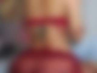 Live cam show with Elisse Cinnamon - Office on Camsoda