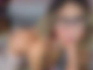 Elisse Cinnamon's Live Sex Cam Show