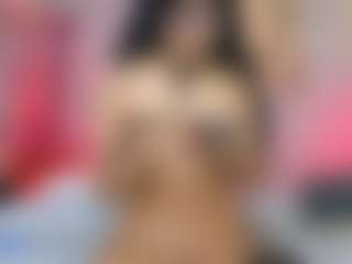 Elisse Cinnamon's Live Sex Cam Show