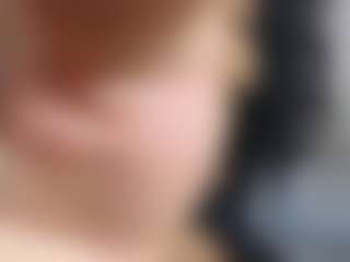 Elisse Cinnamon's Live Sex Cam Show