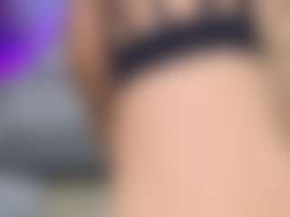 Elisse Cinnamon's Live Sex Cam Show