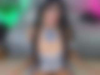 Elisse Cinnamon's Live Sex Cam Show