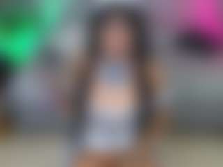 Elisse Cinnamon's Live Sex Cam Show