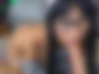 Elisse Cinnamon's Live Sex Cam Show
