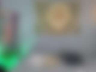Elisse Cinnamon's Live Sex Cam Show