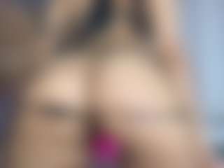 Elisse Cinnamon's Live Sex Cam Show